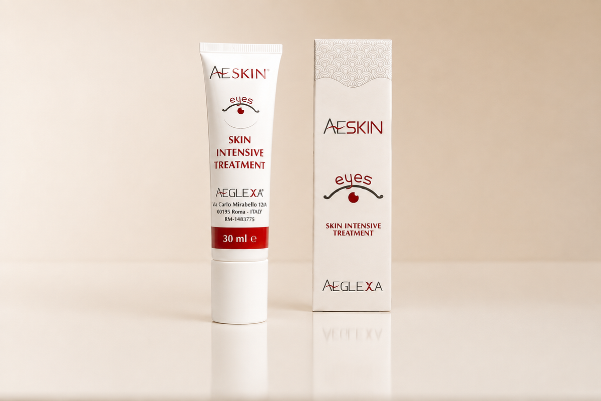 AESKIN Eyes contorno occhi 30 ml — tubetto e astuccio affiancati su fondo neutro beige
